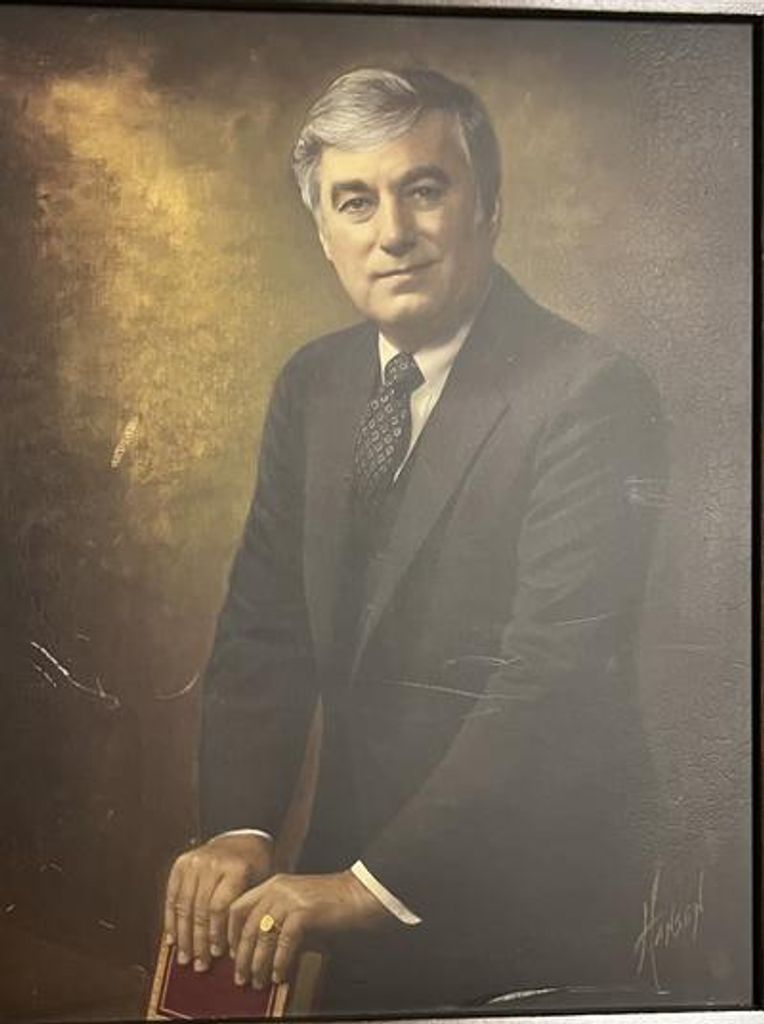 Hon. Richard W. Austin Profile Photo