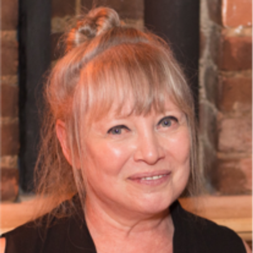 Rosalind Salinas Profile Photo