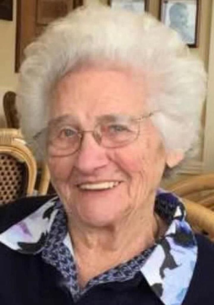 Clara Hudak Profile Photo
