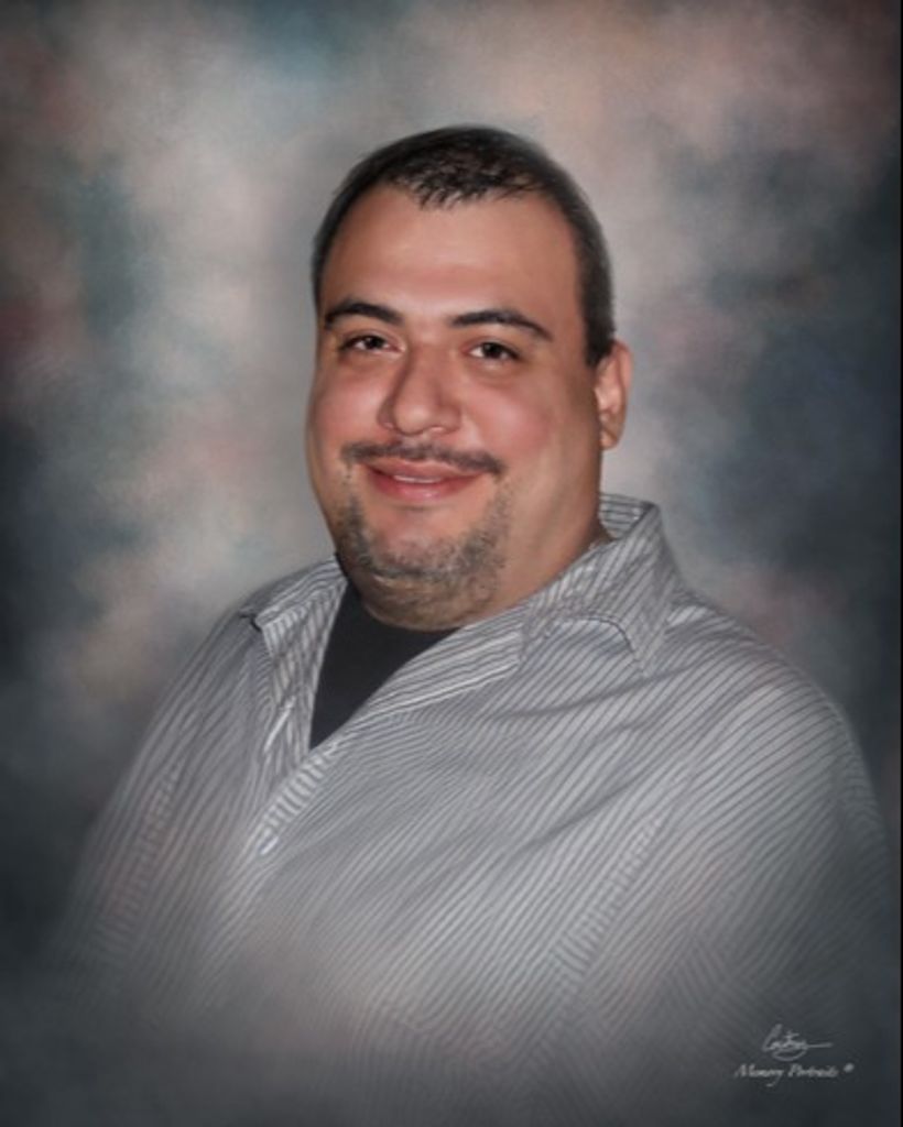 Emilio Lara Jr. Profile Photo
