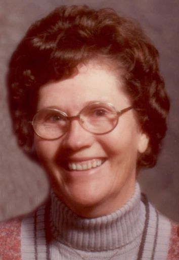 Lorraine M.  Reeves photo gallery thumbnail 7 of 41