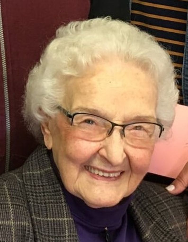 Louise Korth Profile Photo