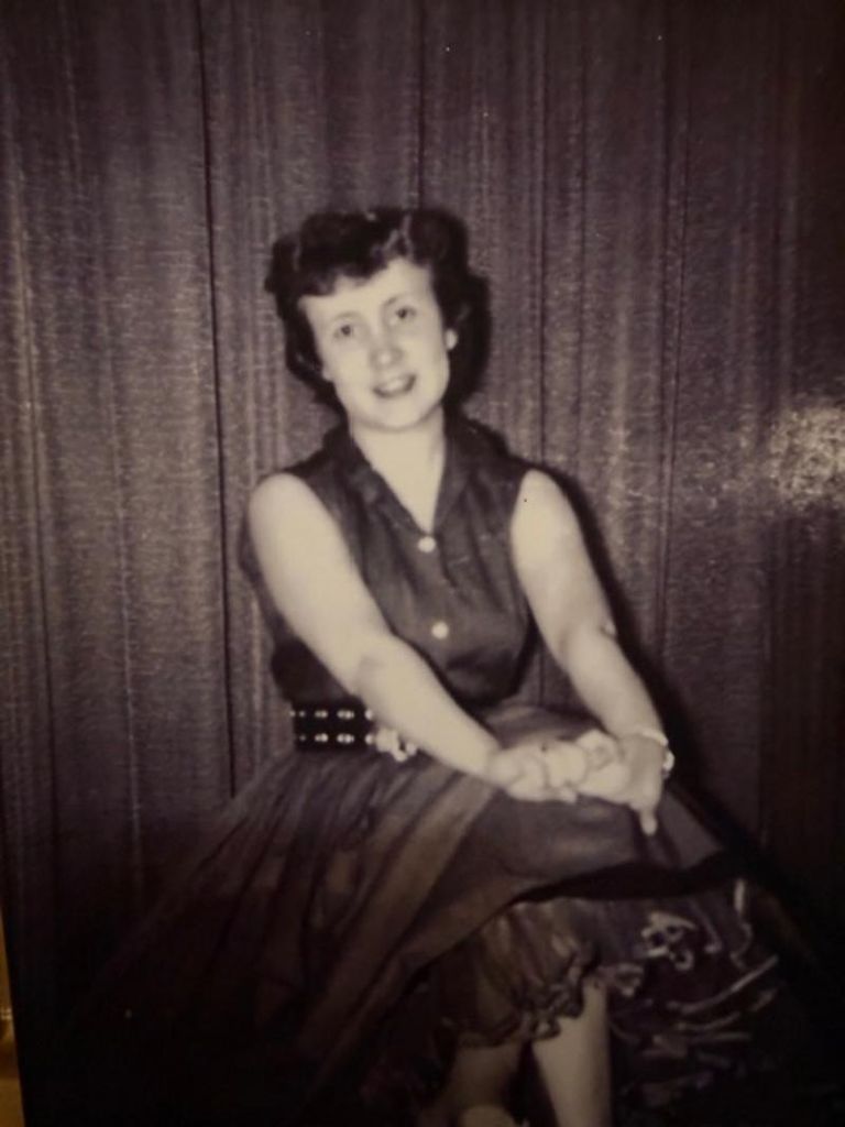 Beverly Joyce Holland Profile Photo