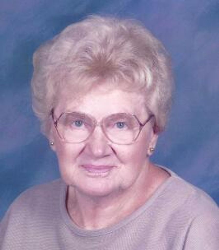 Evelyn Jacobs Profile Photo