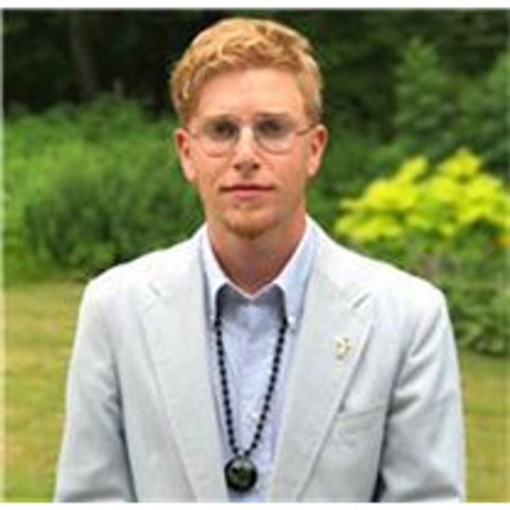 Elliot Ross Profile Photo