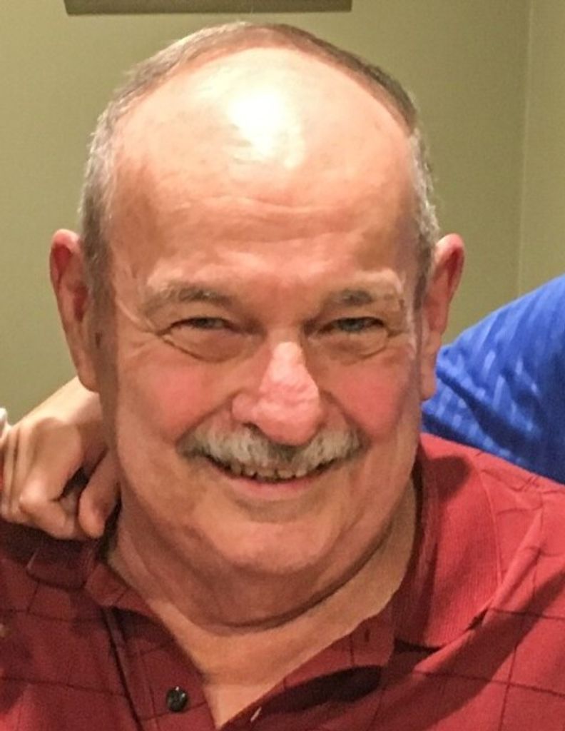 Earl R Miller
