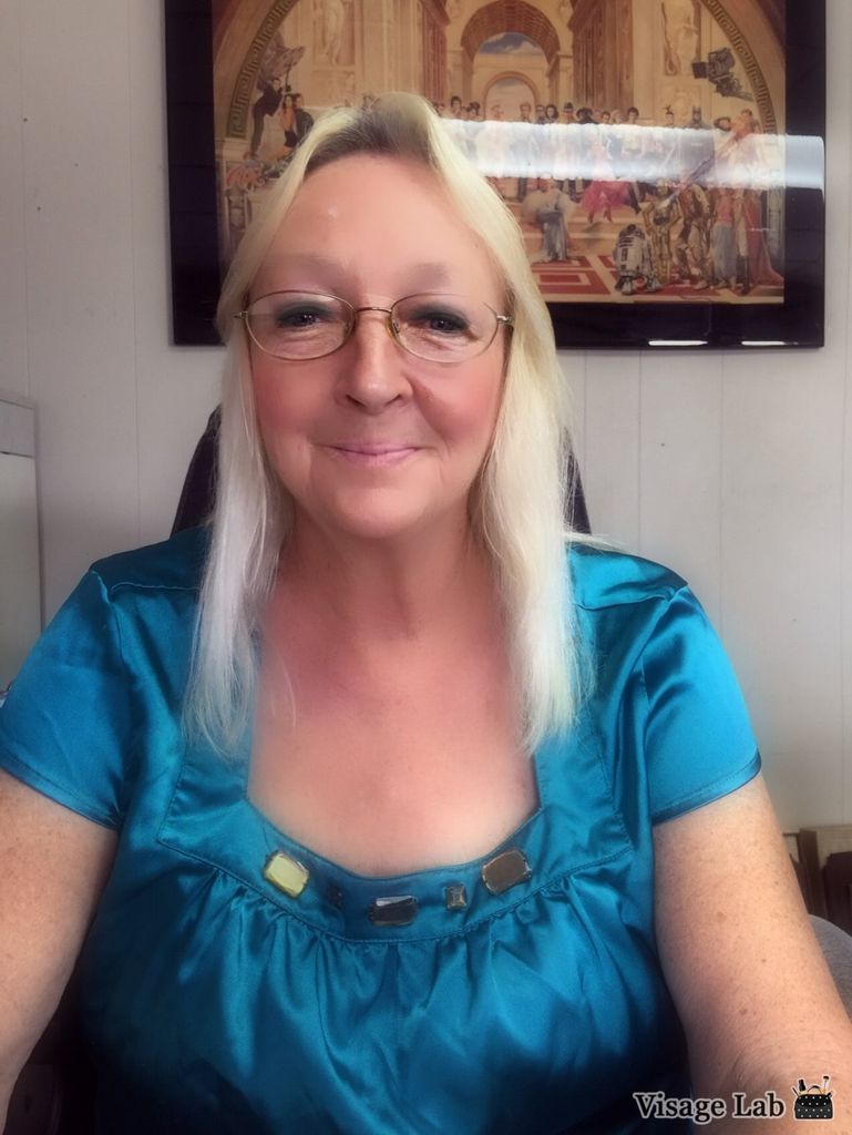 Robin Hall Profile Photo