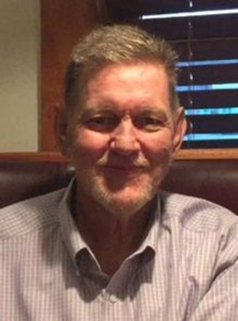 Roger Roberts Profile Photo