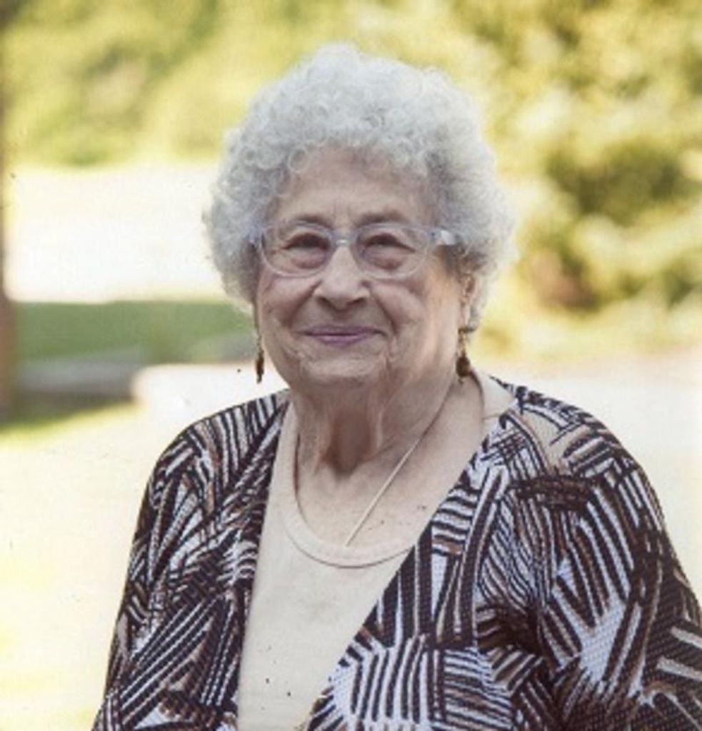 Vera Curry Profile Photo