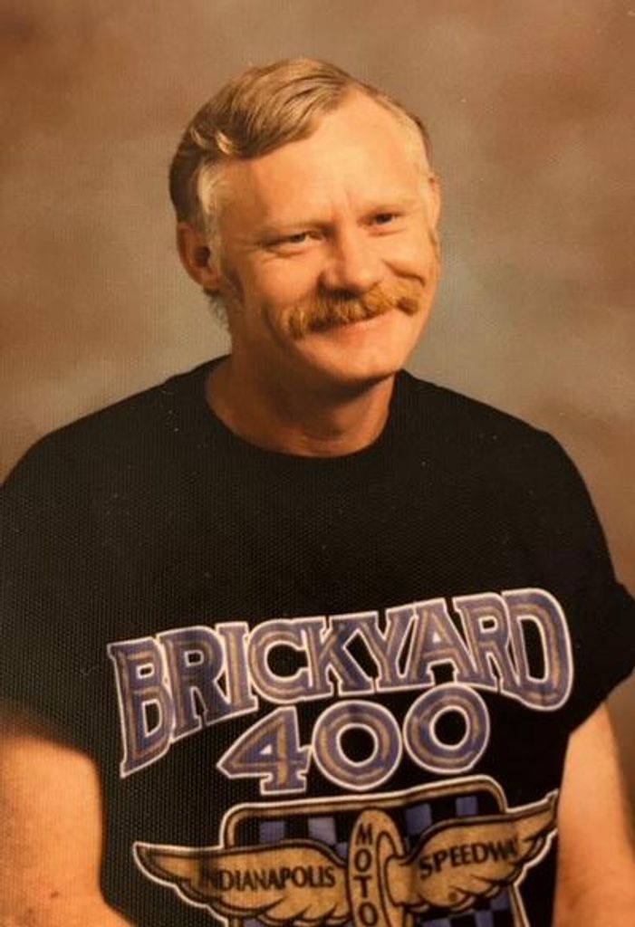 Roger Eugene Newcomb Profile Photo