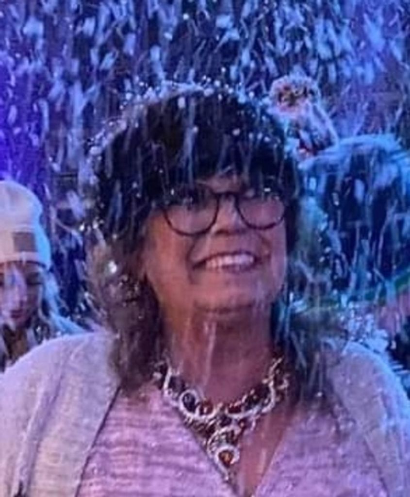 Robin Angeline Holt Profile Photo