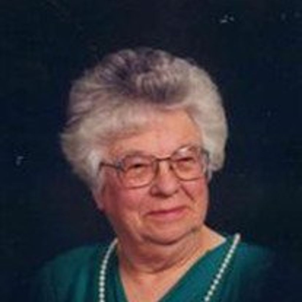 Leona "Onie" Davidson Daniel