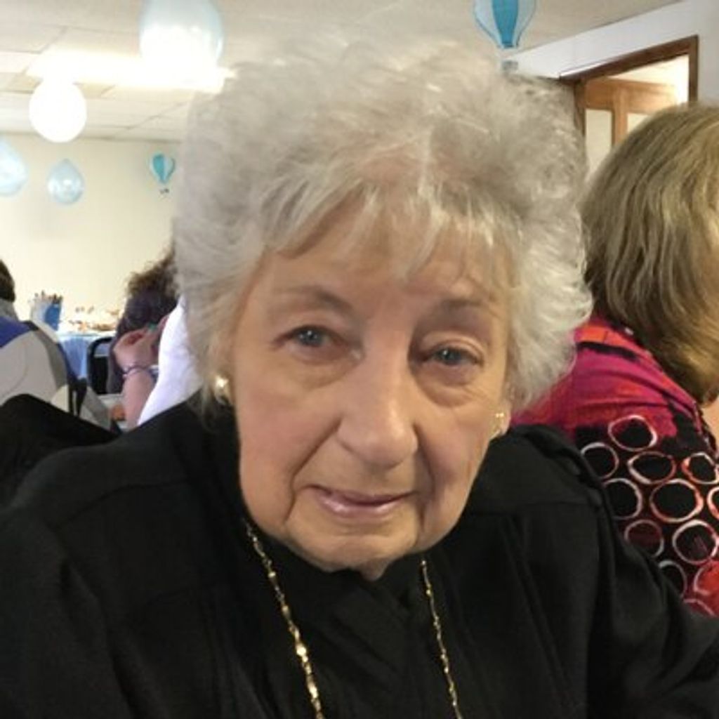 Anne Varela Profile Photo