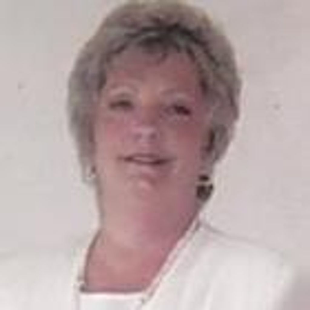 Linda J. Capak-Ciecerko