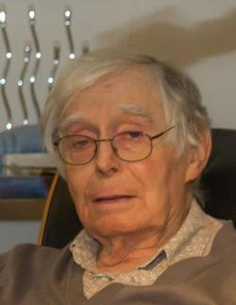 Julian Lane Moynahan Profile Photo