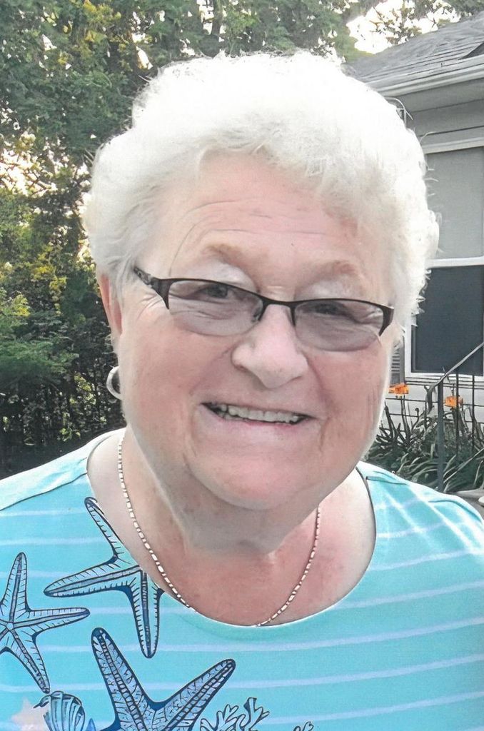 Darlene "Dar" Schmidt Profile Photo