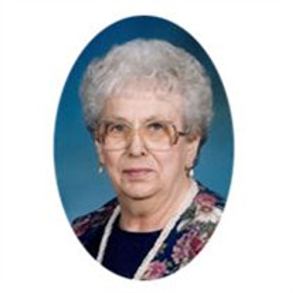 Hollenkamp, Estella