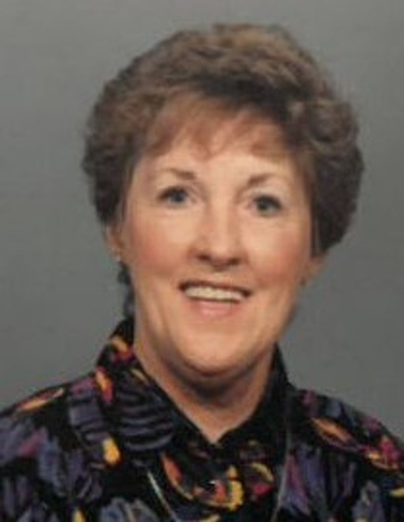 Carolyn Hinds