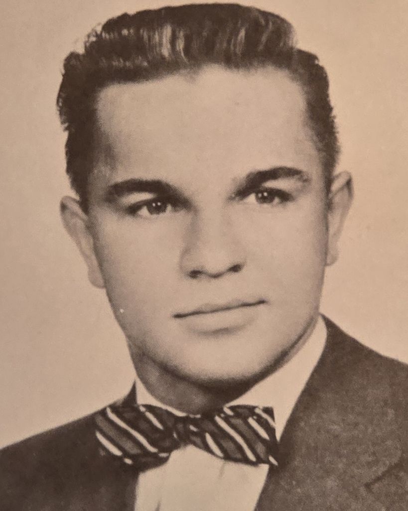 Robert Vago Profile Photo