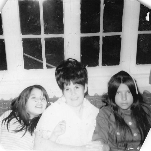 Rose Marie Velarde photo gallery thumbnail 2 of 99
