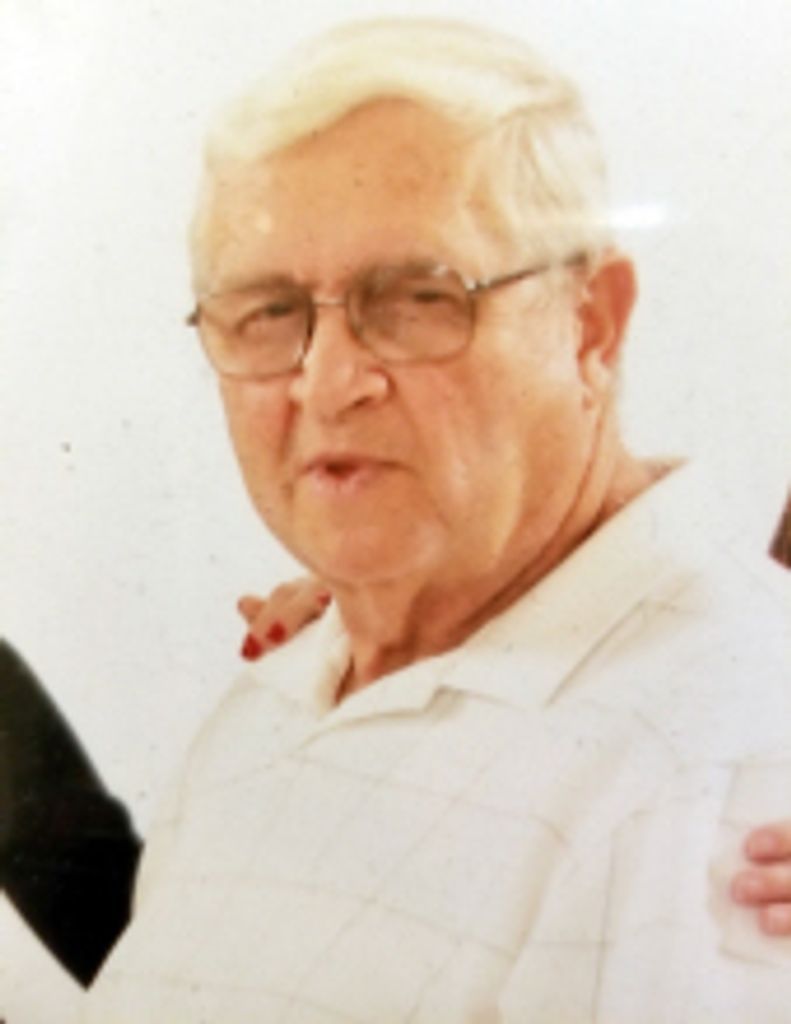 Cecil  Dale  Kelly 