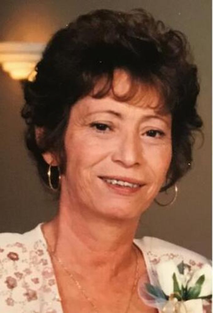 Maria Luz Cisneros Profile Photo