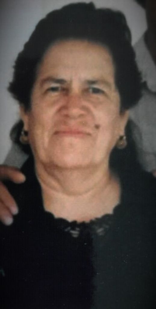 Antonia De-Morales