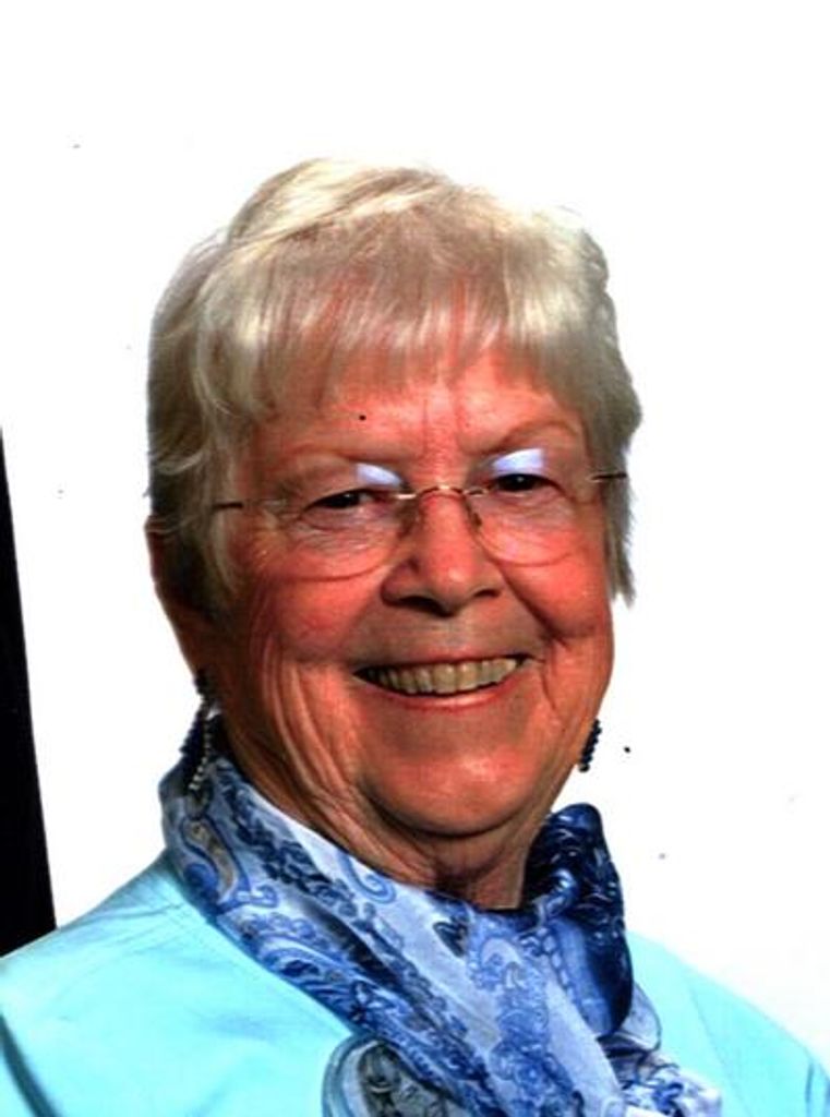 Julia Marie Valliant Profile Photo