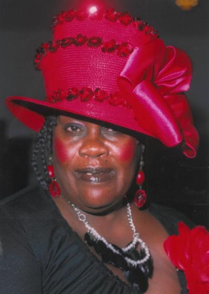 Carolyn Weathers Harris Profile Photo