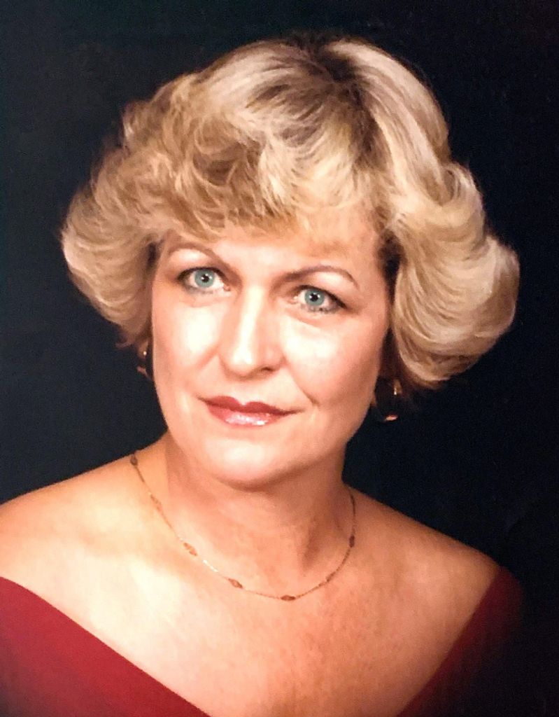 Esther Swiderski Profile Photo