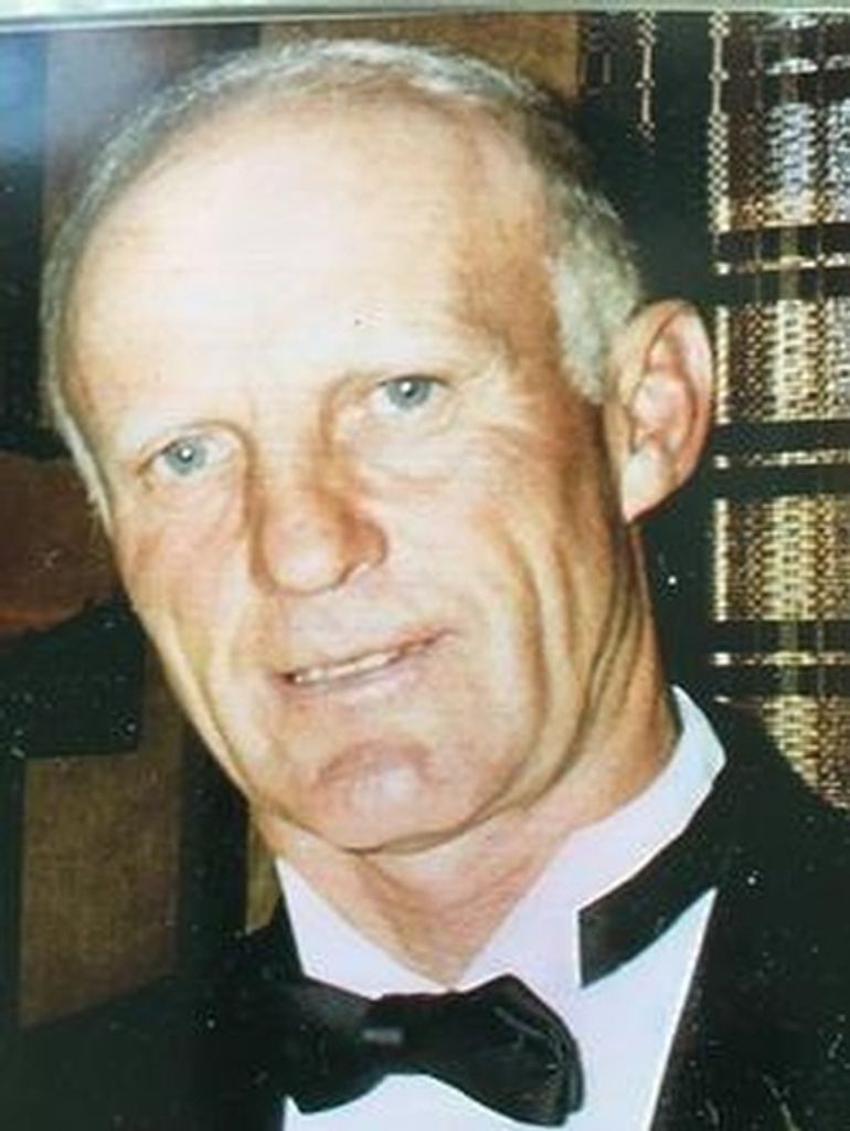 Charles Roman Stellon Profile Photo