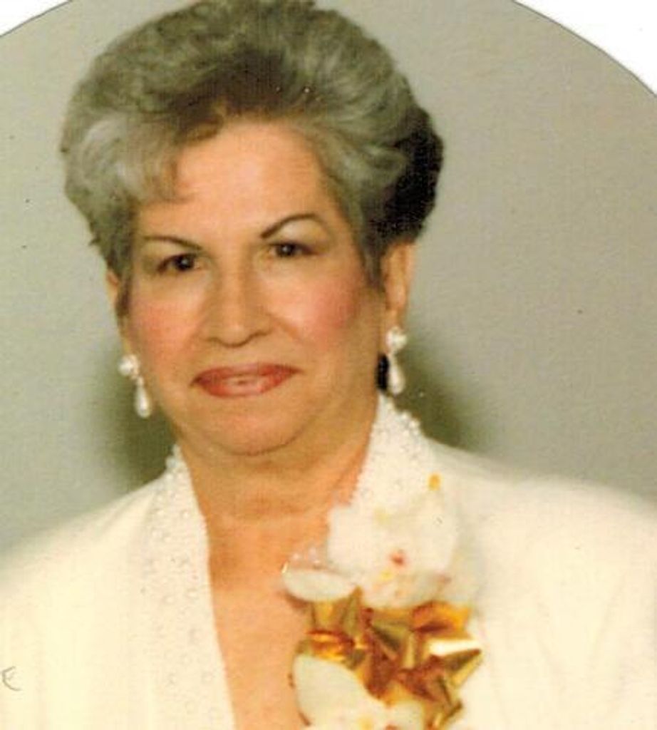 Carmen Rey