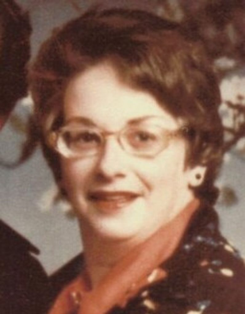 Darlene (Calongne)  Tucker