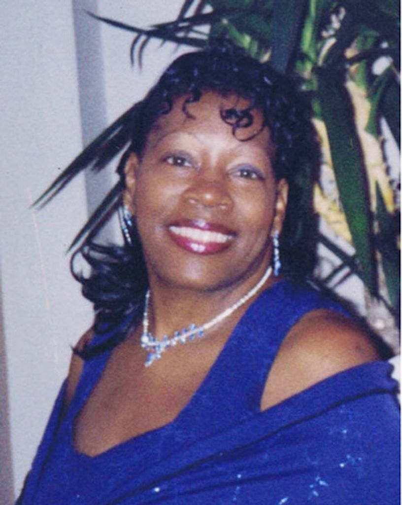 Beverly Walker (Hill)