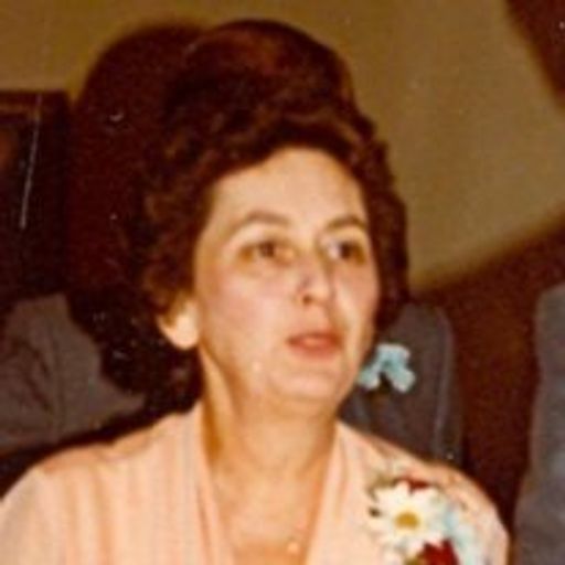 Mary  Louise Bung photo gallery thumbnail 1 of 1