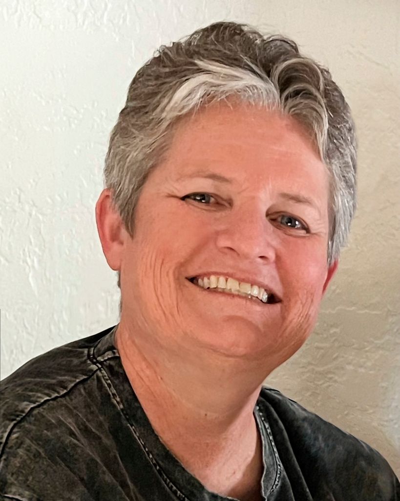 Lynn Elizabeth Riordan Profile Photo