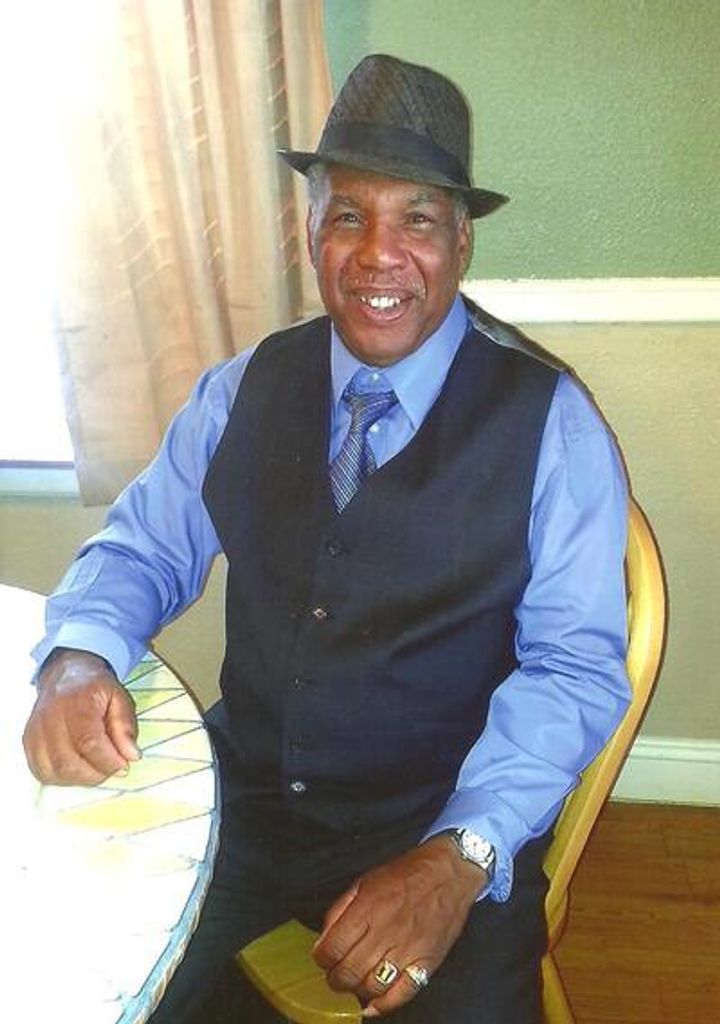 Tom Smith Profile Photo