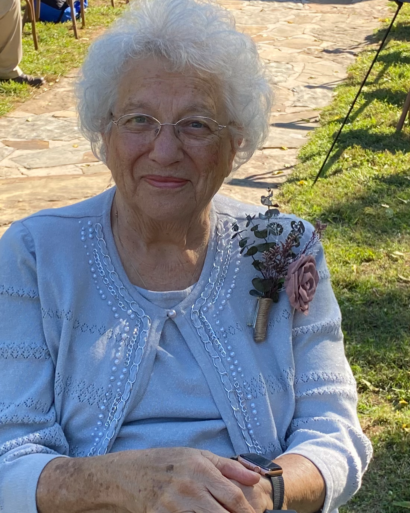 Martha Lou Kitts