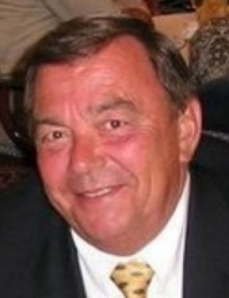 James "Jim" E Connell