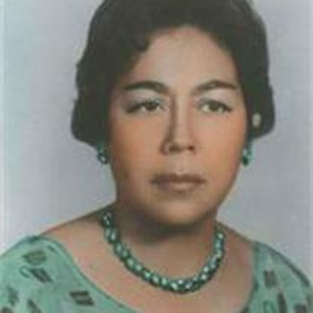 Paula Flores