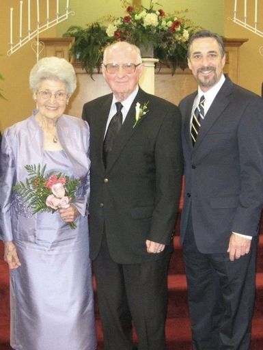 Betty Carroll photo gallery thumbnail 91 of 122