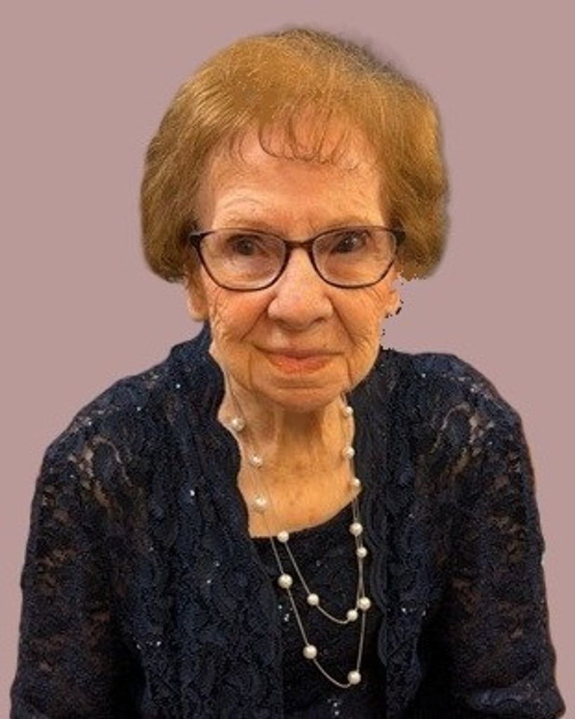 Delphine Stramel