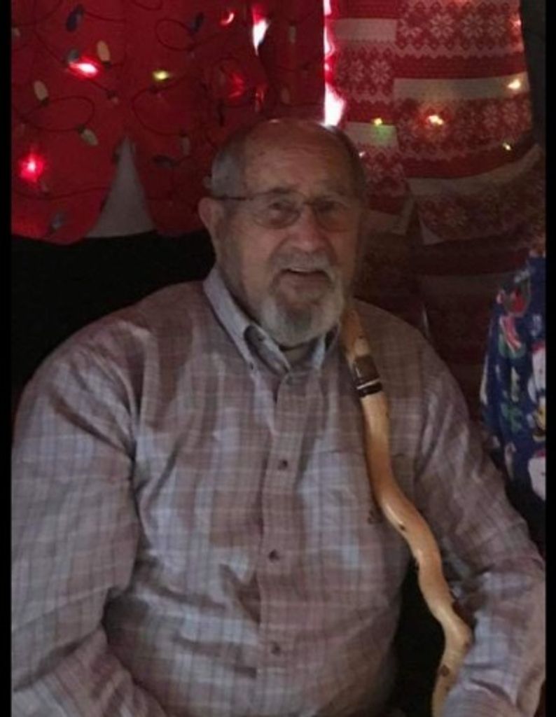 Darrell E. "Dee" Lucas