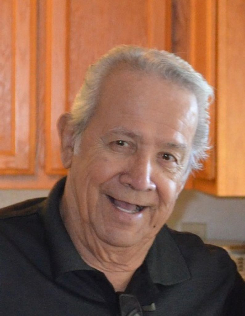 Mario Flores Profile Photo