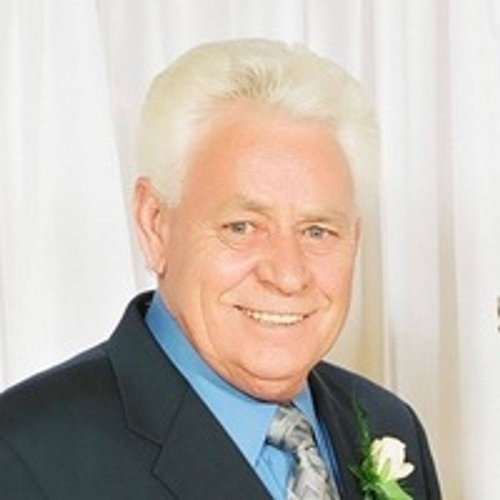 Lynn Stocks Bennett