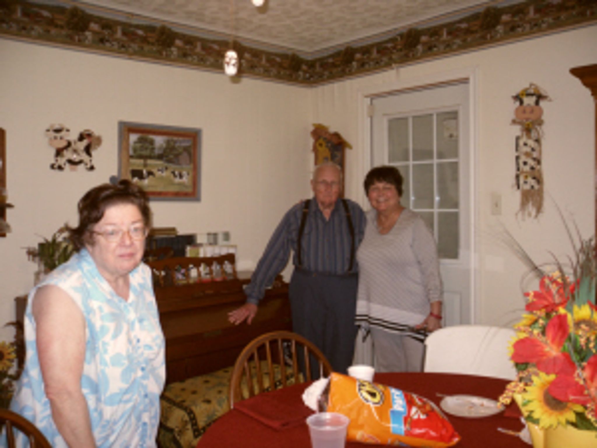 Carolyn Sue Barrow photo gallery image 2 of 41