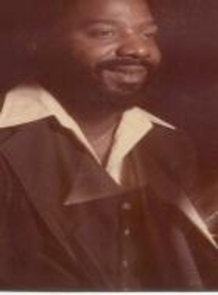 Robert Luckett Jr