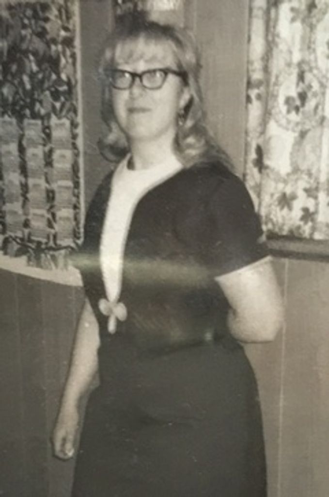 Veronica C. (Fields)  Rigler