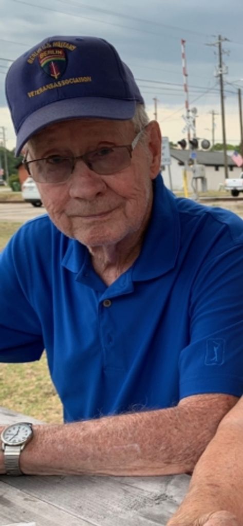 Mr. William Lee Jones