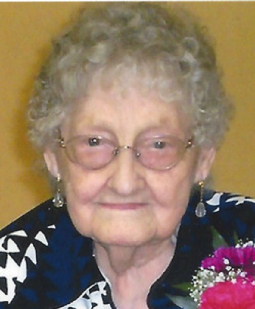 Violet Geveshausen Profile Photo